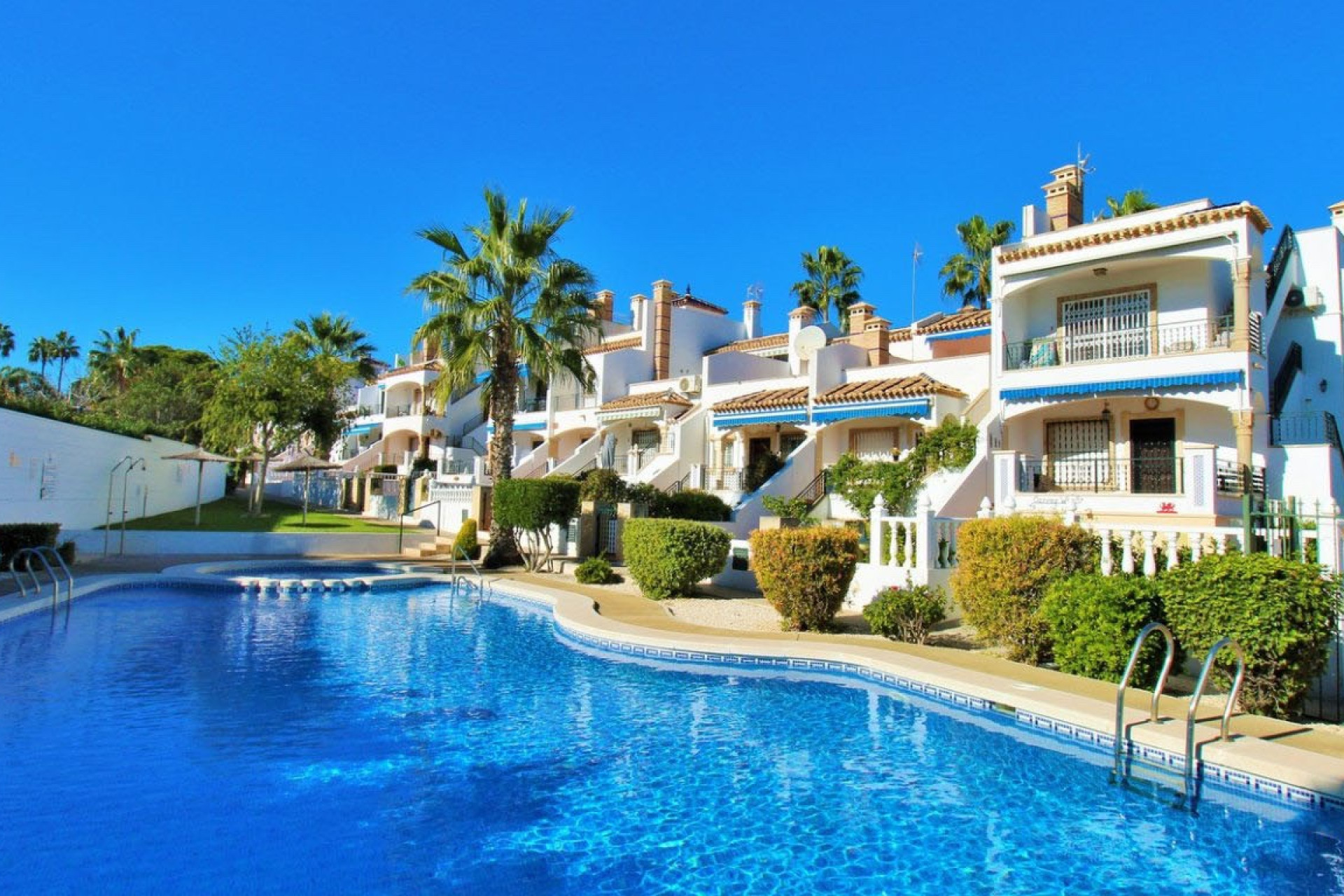 Resale - 2. Town house - Orihuela Costa - Costa Blanca South
