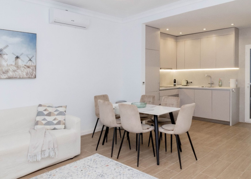 Resale - 2. Town house - Orihuela Costa - La Zenia- Orihuela costa