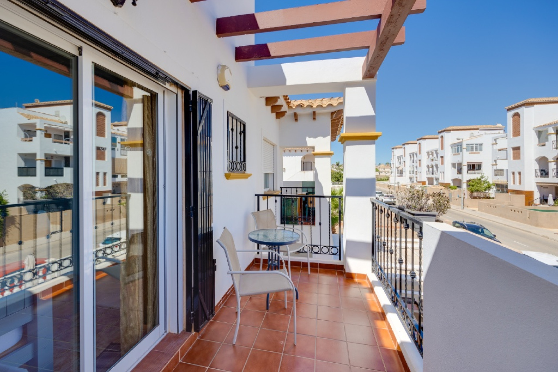 Resale - 2. Town house - Punta Prima - Costa Blanca South