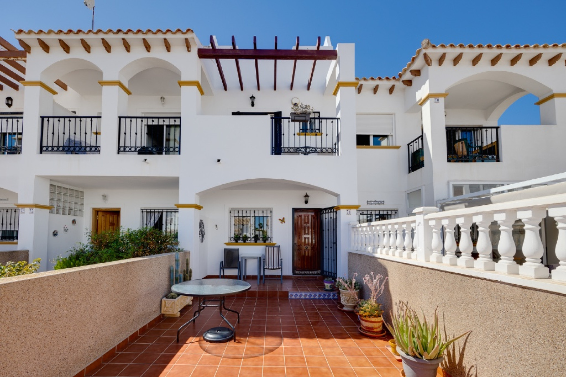 Resale - 2. Town house - Punta Prima - Costa Blanca South