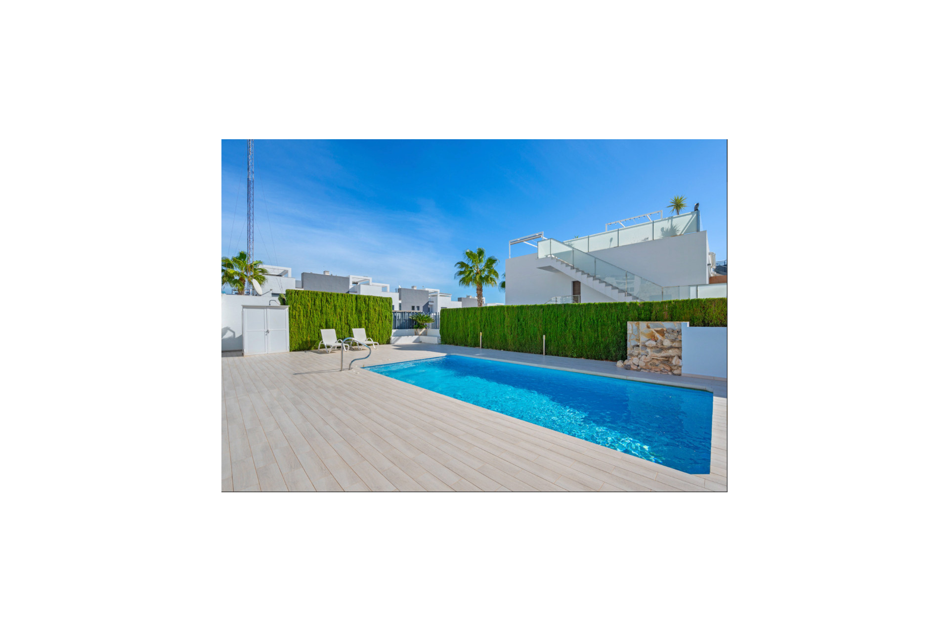 Resale - 2. Town house - Punta Prima - Costa Blanca South