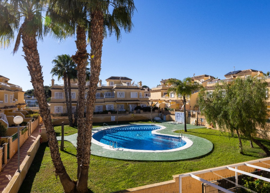 Resale - 2. Town house - Punta Prima - Mariblanca