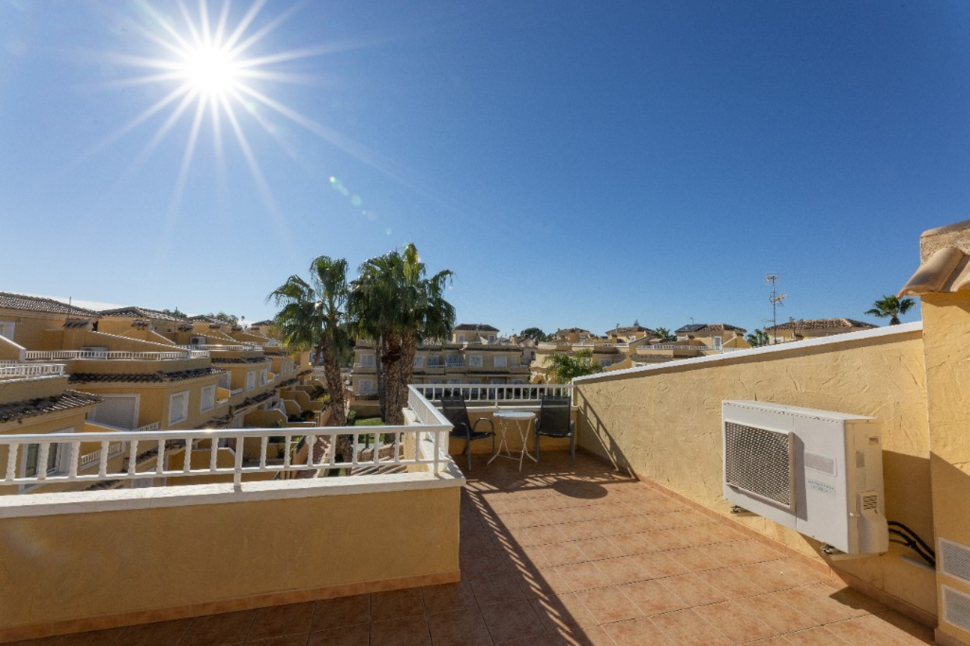 Resale - 2. Town house - Punta Prima - Mariblanca