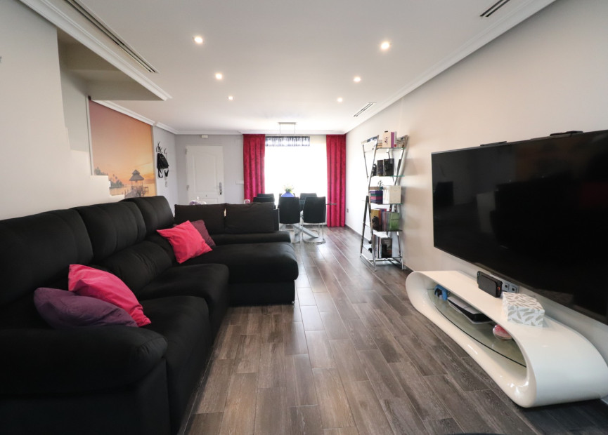 Resale - 2. Town house - Redovan - Costa Blanca South