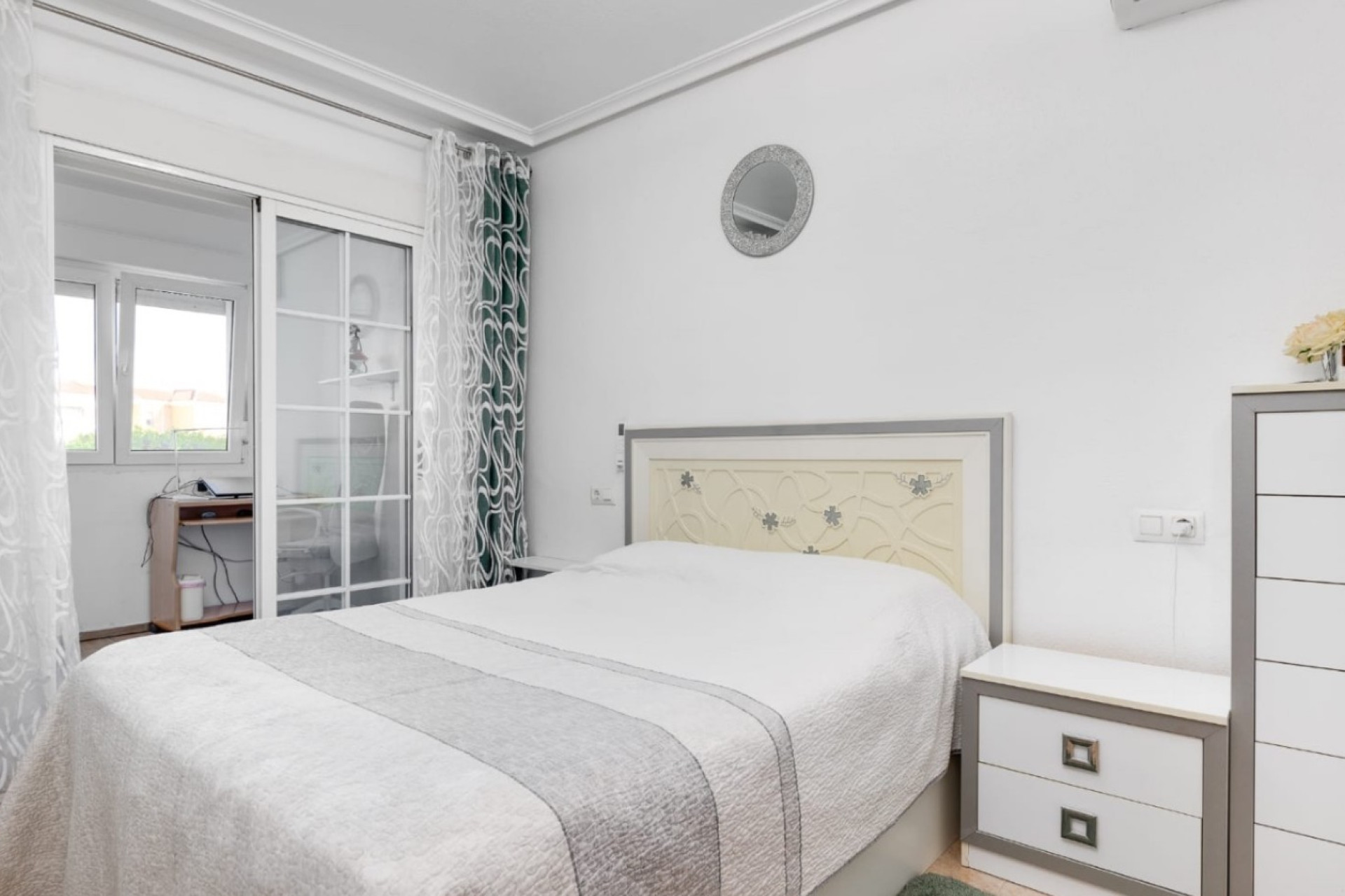 Resale - 2. Town house - Torrevieja - Aguas Nuevas