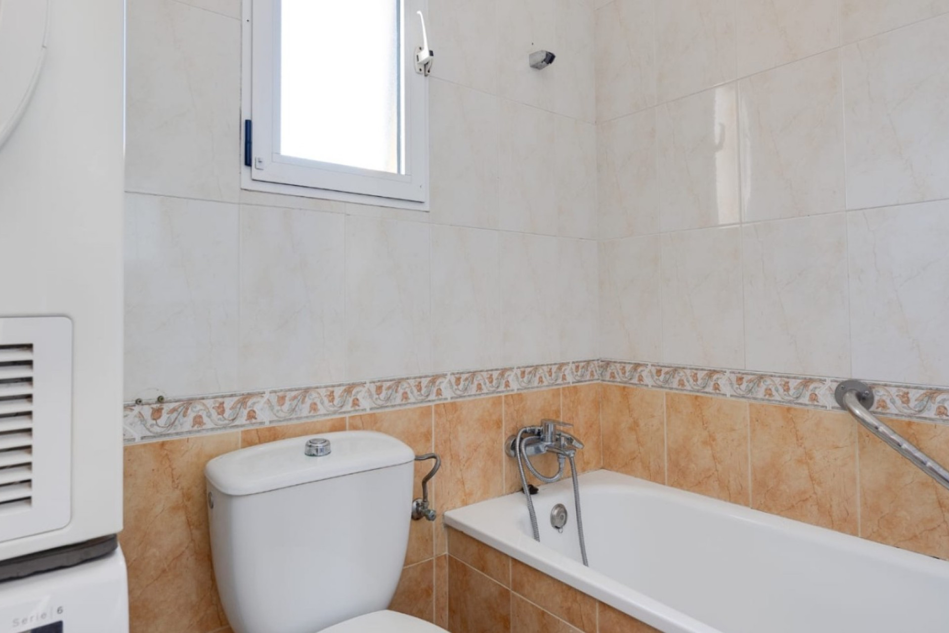 Resale - 2. Town house - Torrevieja - Aguas Nuevas