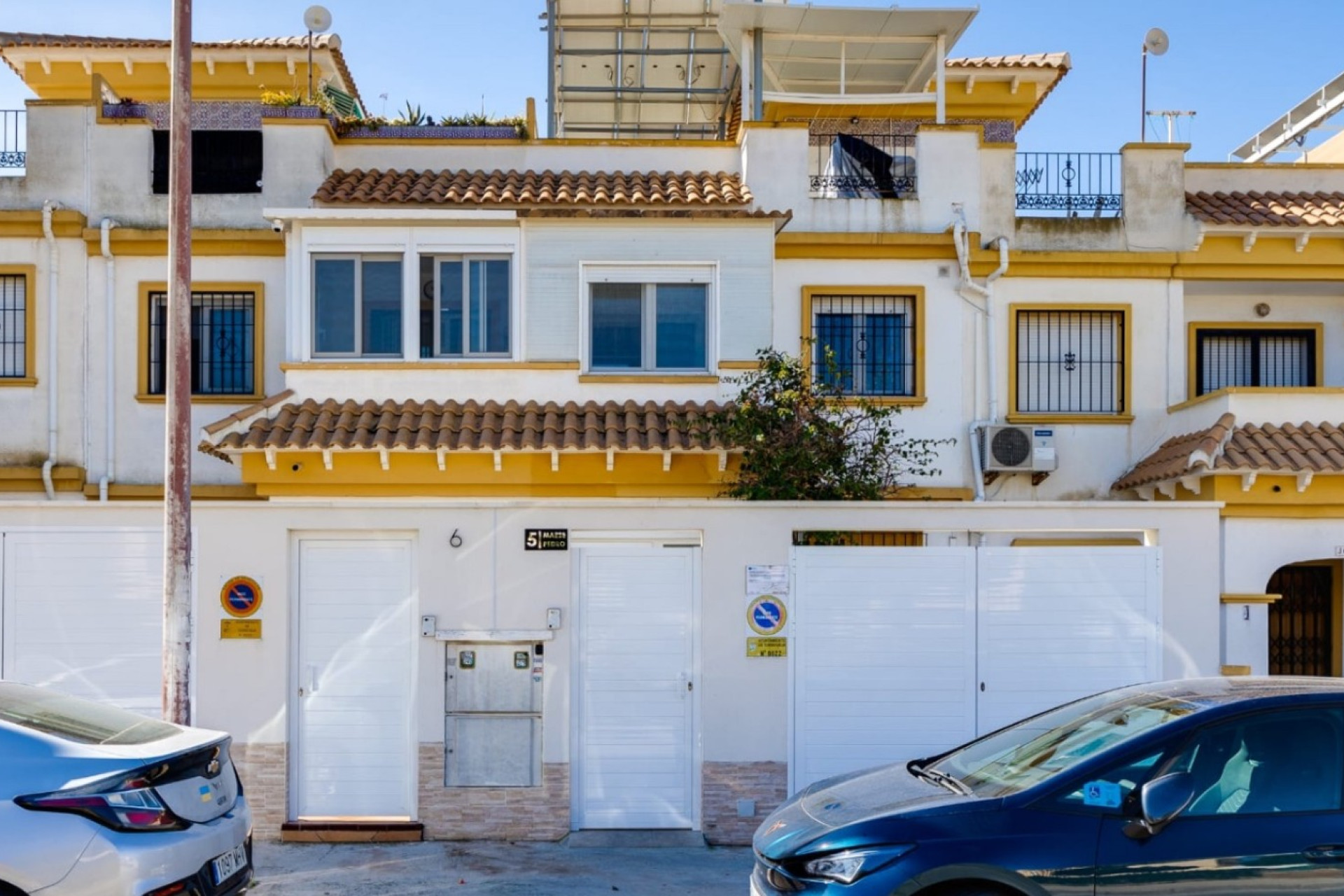 Resale - 2. Town house - Torrevieja - Aguas Nuevas