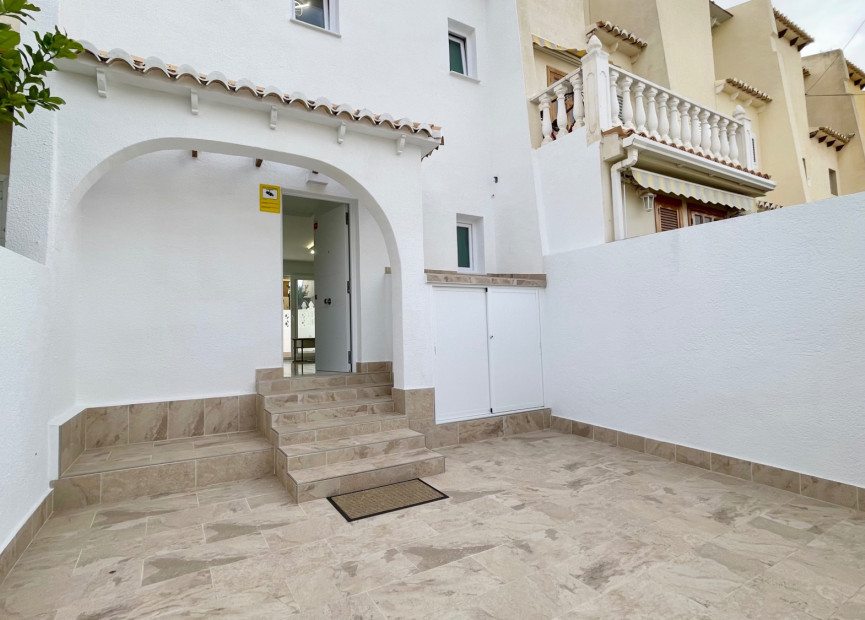 Resale - 2. Town house - Torrevieja - Costa Blanca South