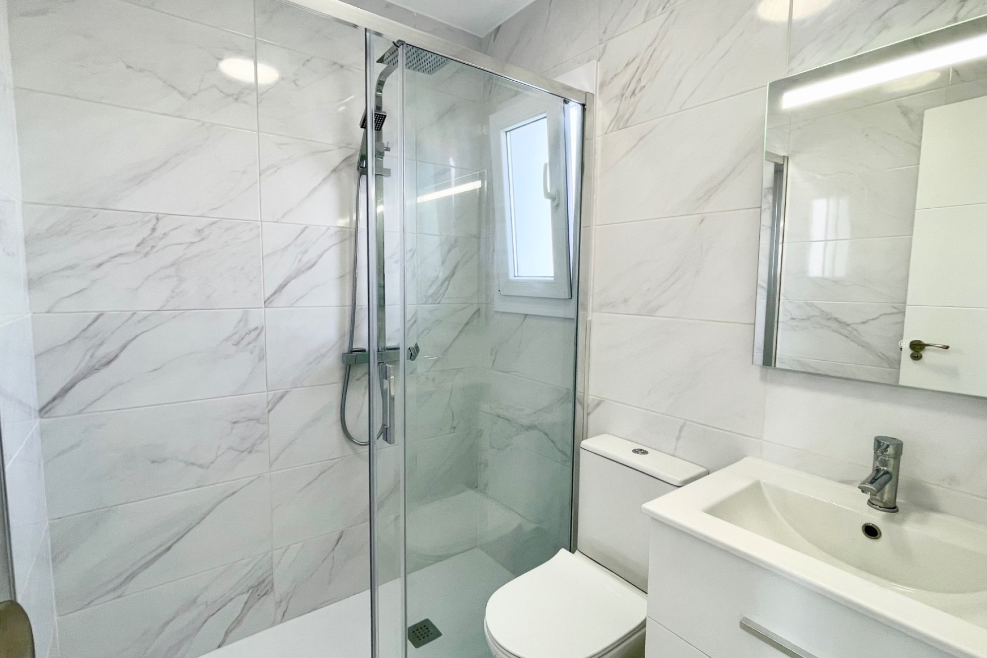 Resale - 2. Town house - Torrevieja - Costa Blanca South