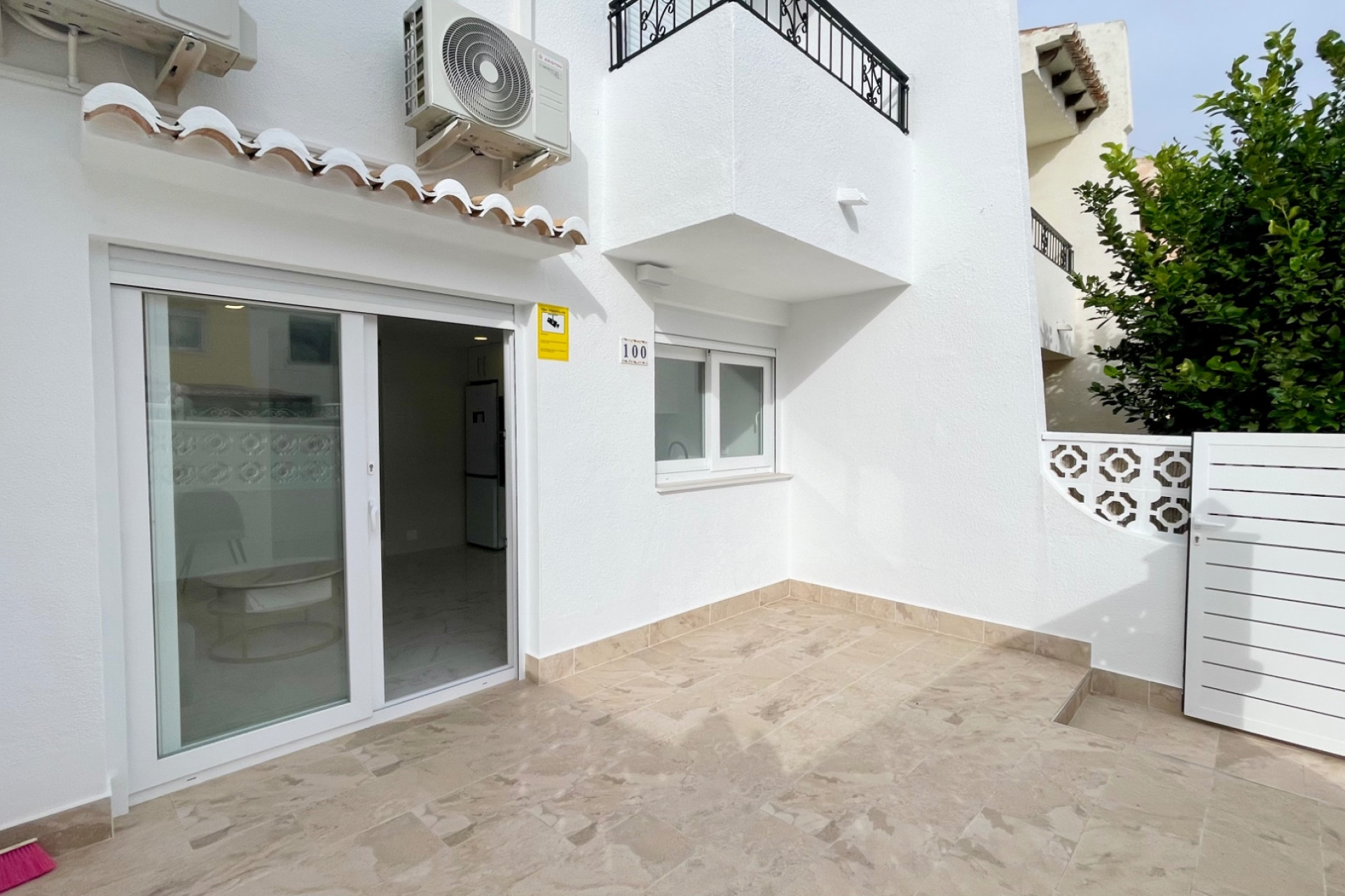 Resale - 2. Town house - Torrevieja - Costa Blanca South