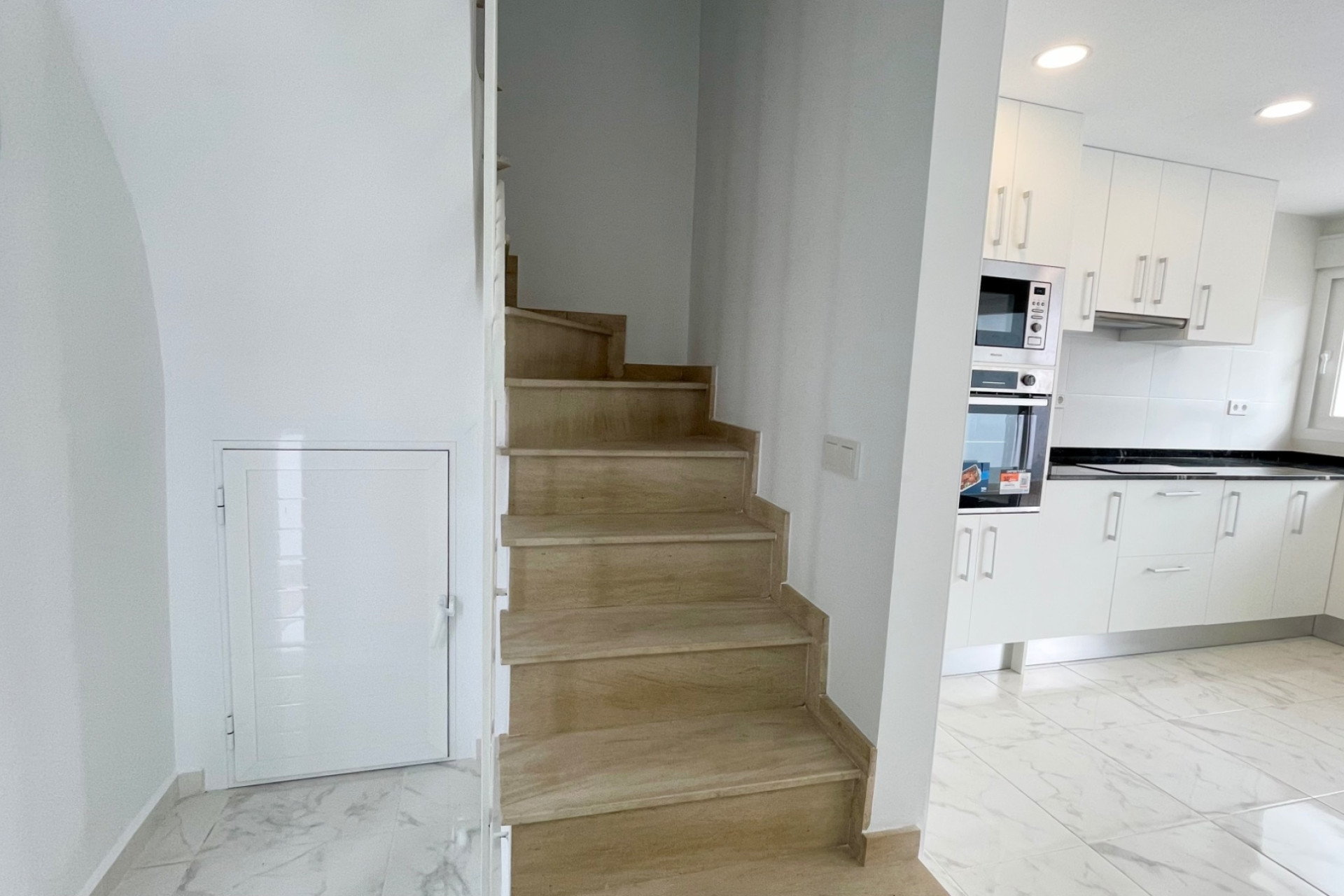 Resale - 2. Town house - Torrevieja - Costa Blanca South