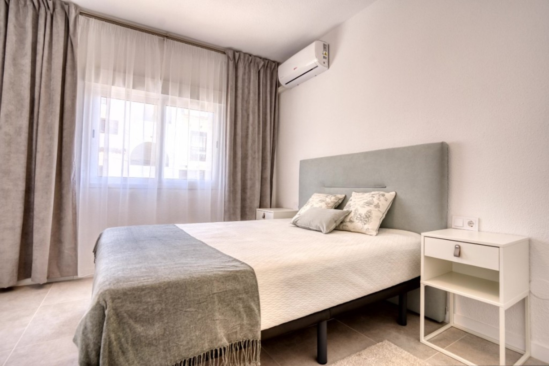 Resale - 2. Town house - Torrevieja - Costa Blanca South