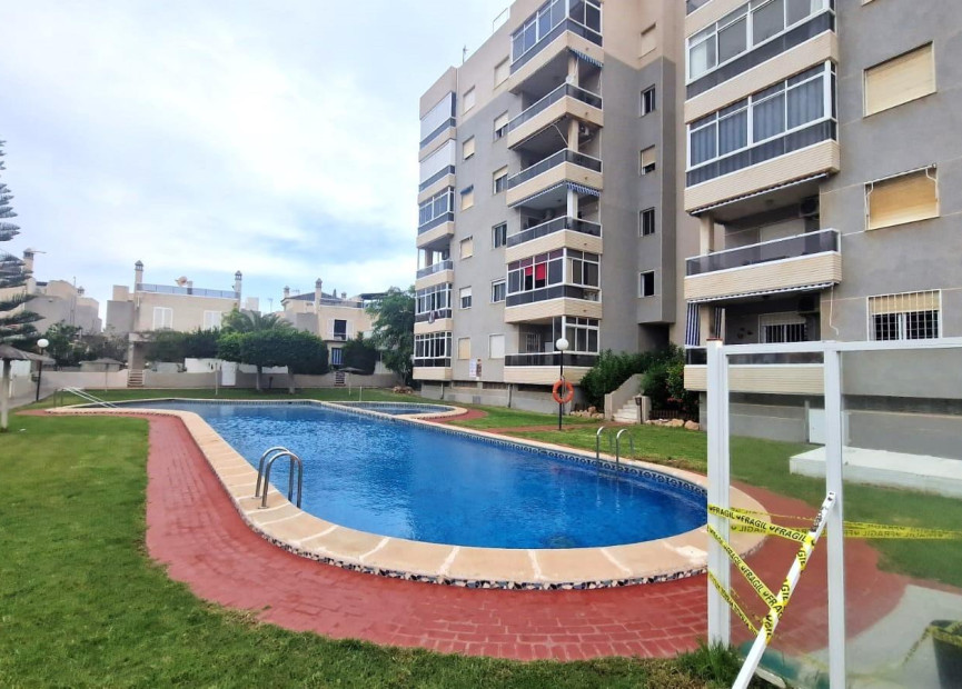 Resale - 2. Town house - Torrevieja - Costa Blanca South