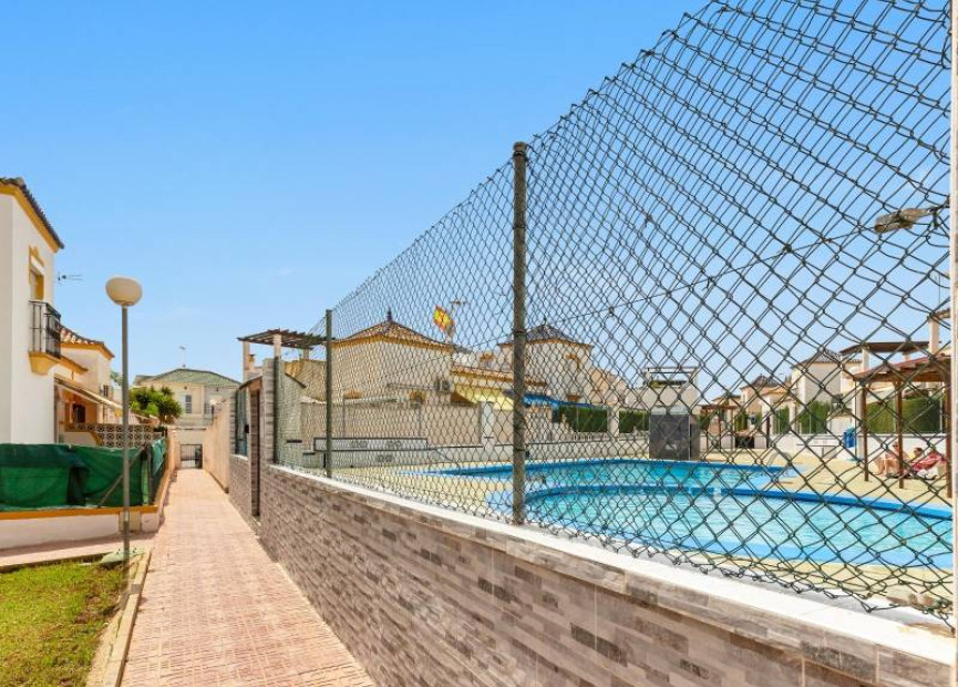 Resale - 2. Town house - Torrevieja - Costa Blanca South