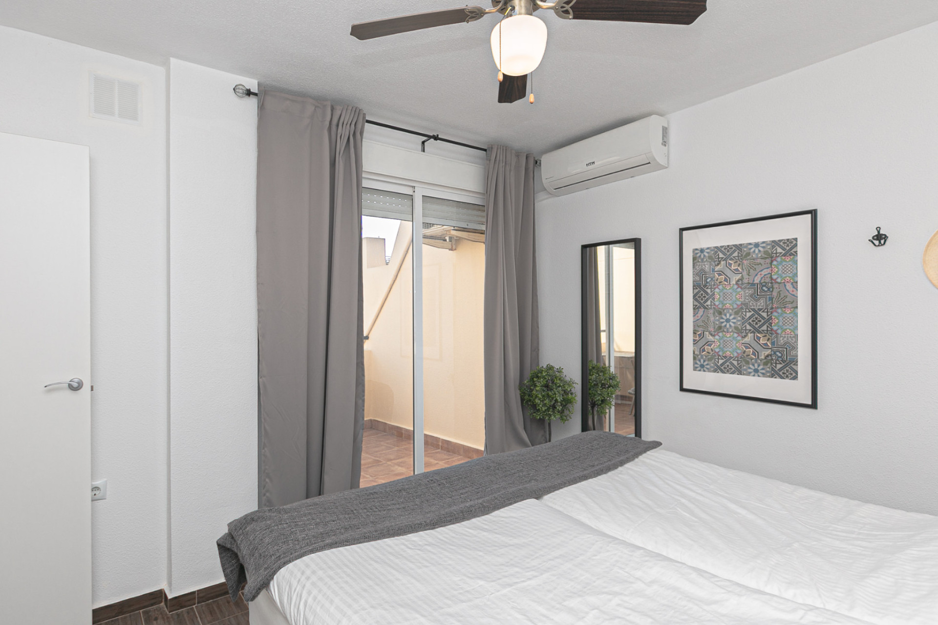 Resale - 2. Town house - Torrevieja - Torretas