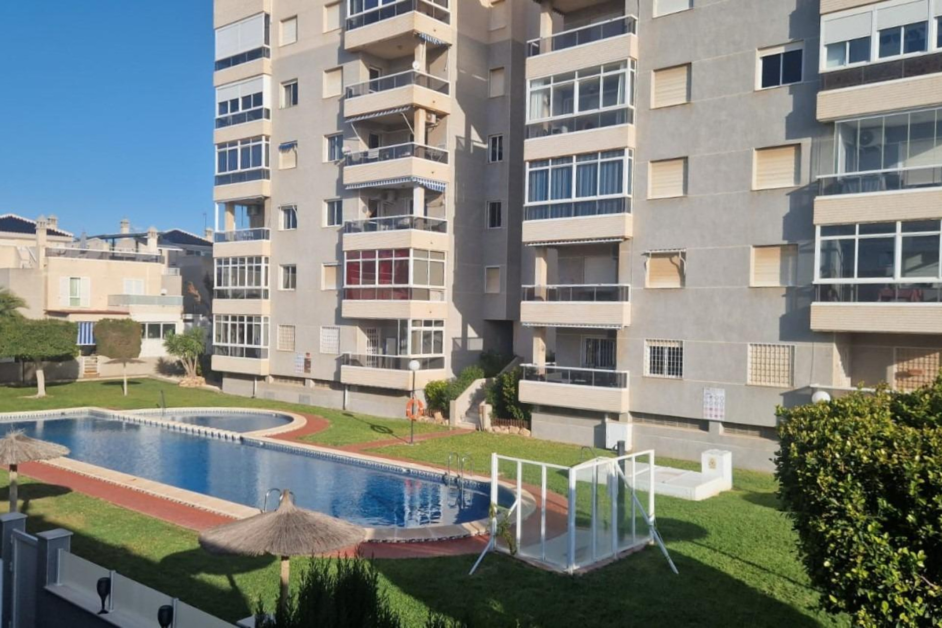 Resale - 2. Town house - Torrevieja