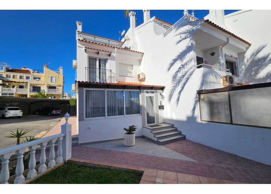 Resale - 2. Town house - Torrevieja