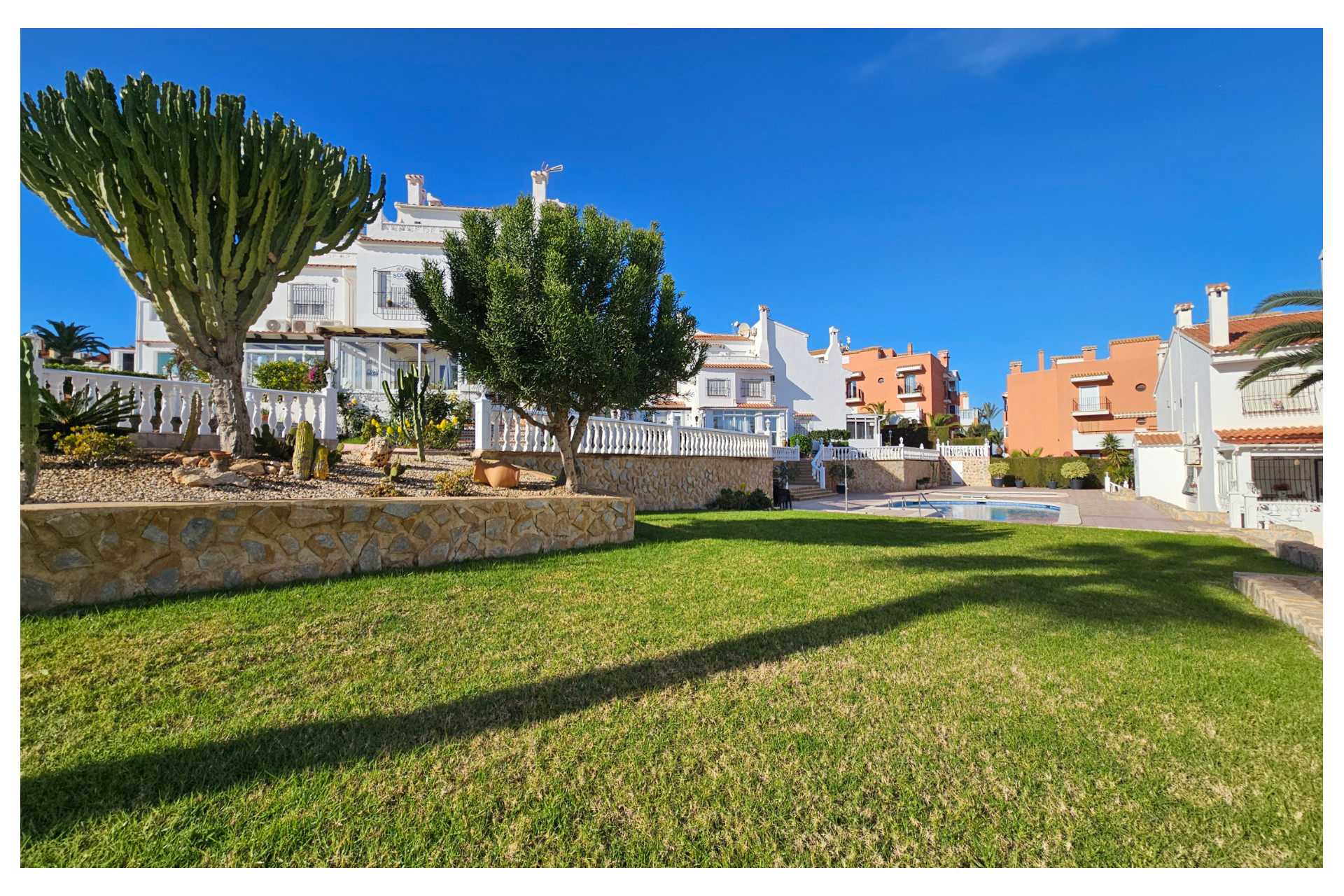 Resale - 2. Town house - Torrevieja