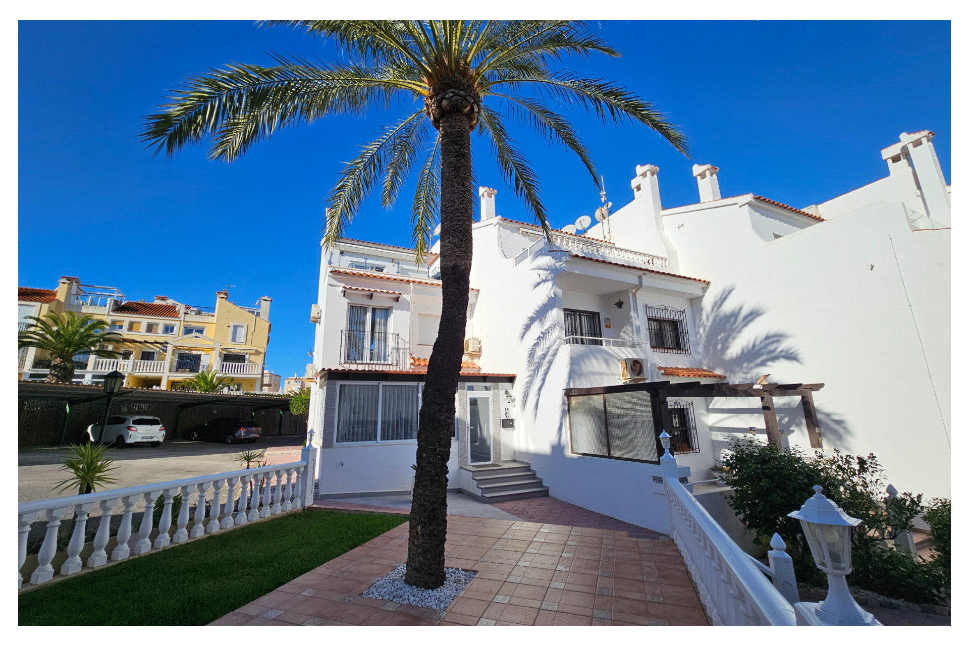 Resale - 2. Town house - Torrevieja