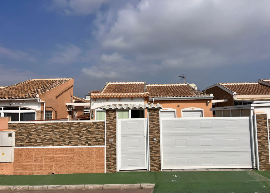 Resale - 2. Town house - Torrevieja