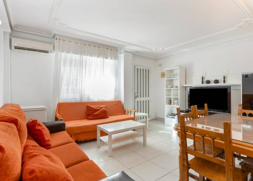 Resale - 2. Town house - Torrevieja