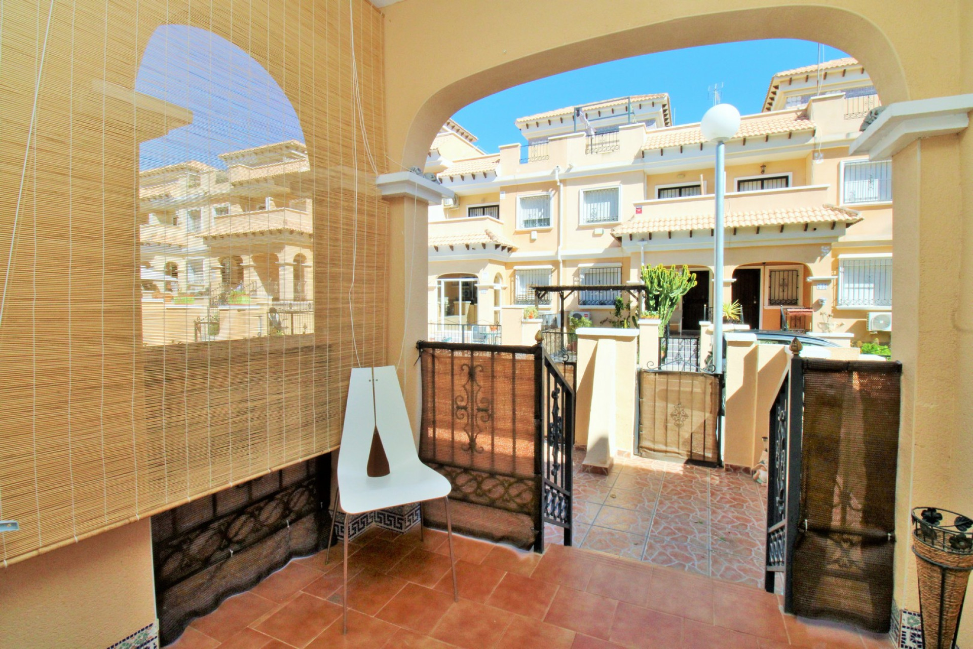 Resale - 2. Town house - Villamartin - Costa Blanca South