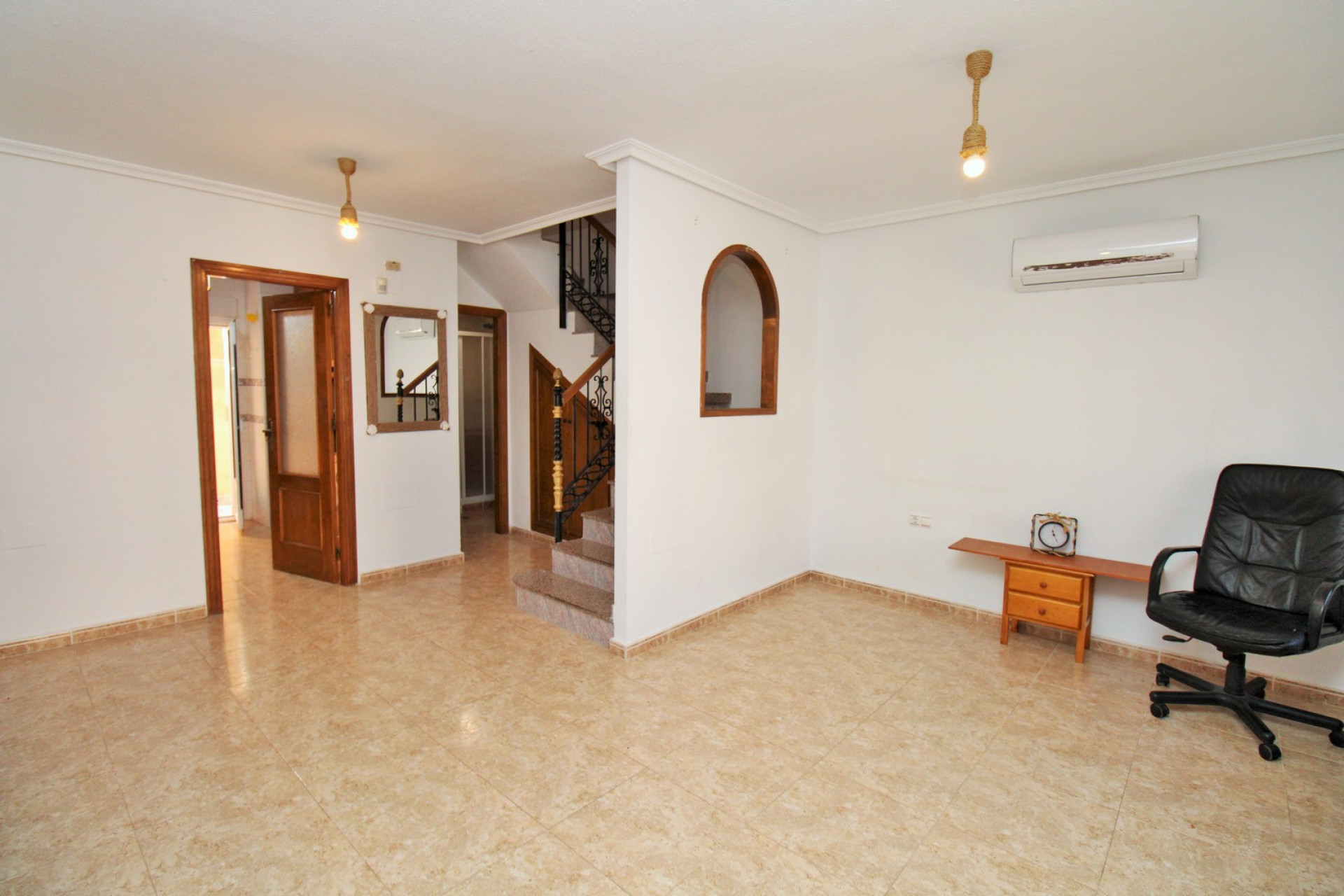 Resale - 2. Town house - Villamartin - Costa Blanca South