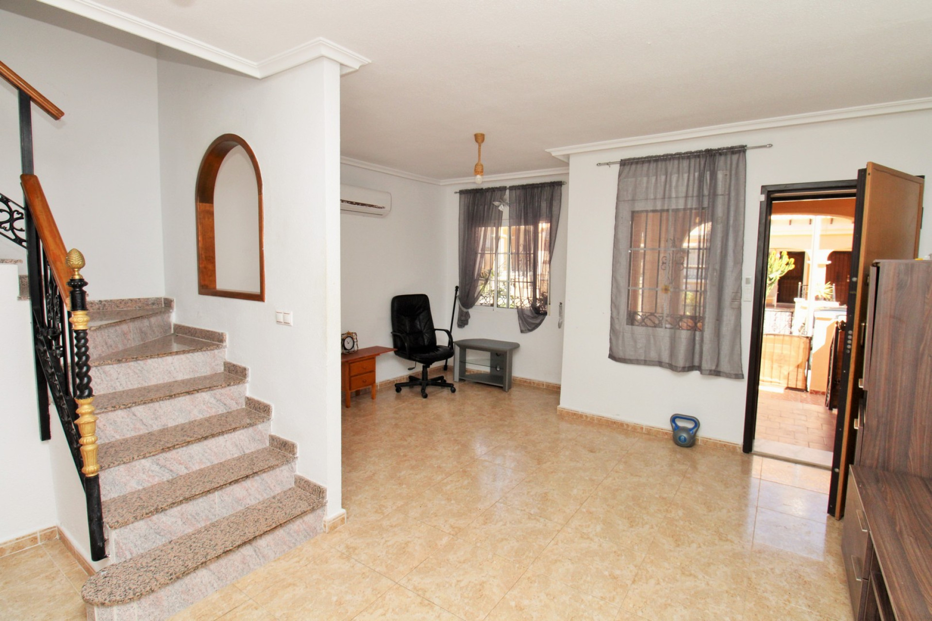Resale - 2. Town house - Villamartin - Costa Blanca South