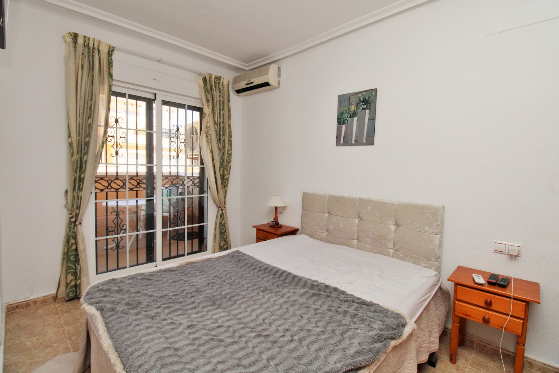 Resale - 2. Town house - Villamartin - Costa Blanca South