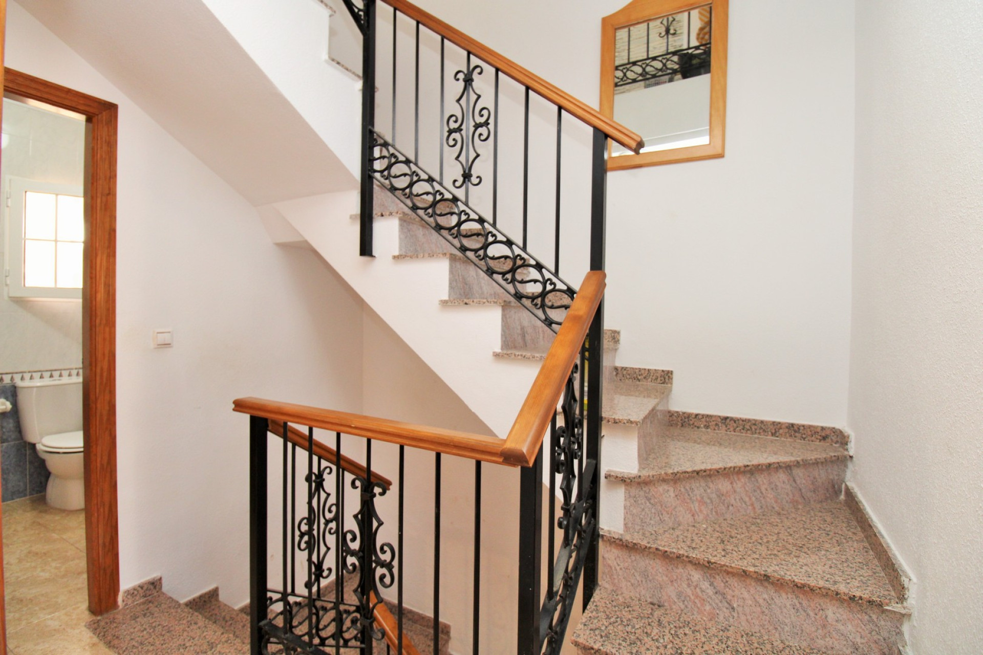 Resale - 2. Town house - Villamartin - Costa Blanca South