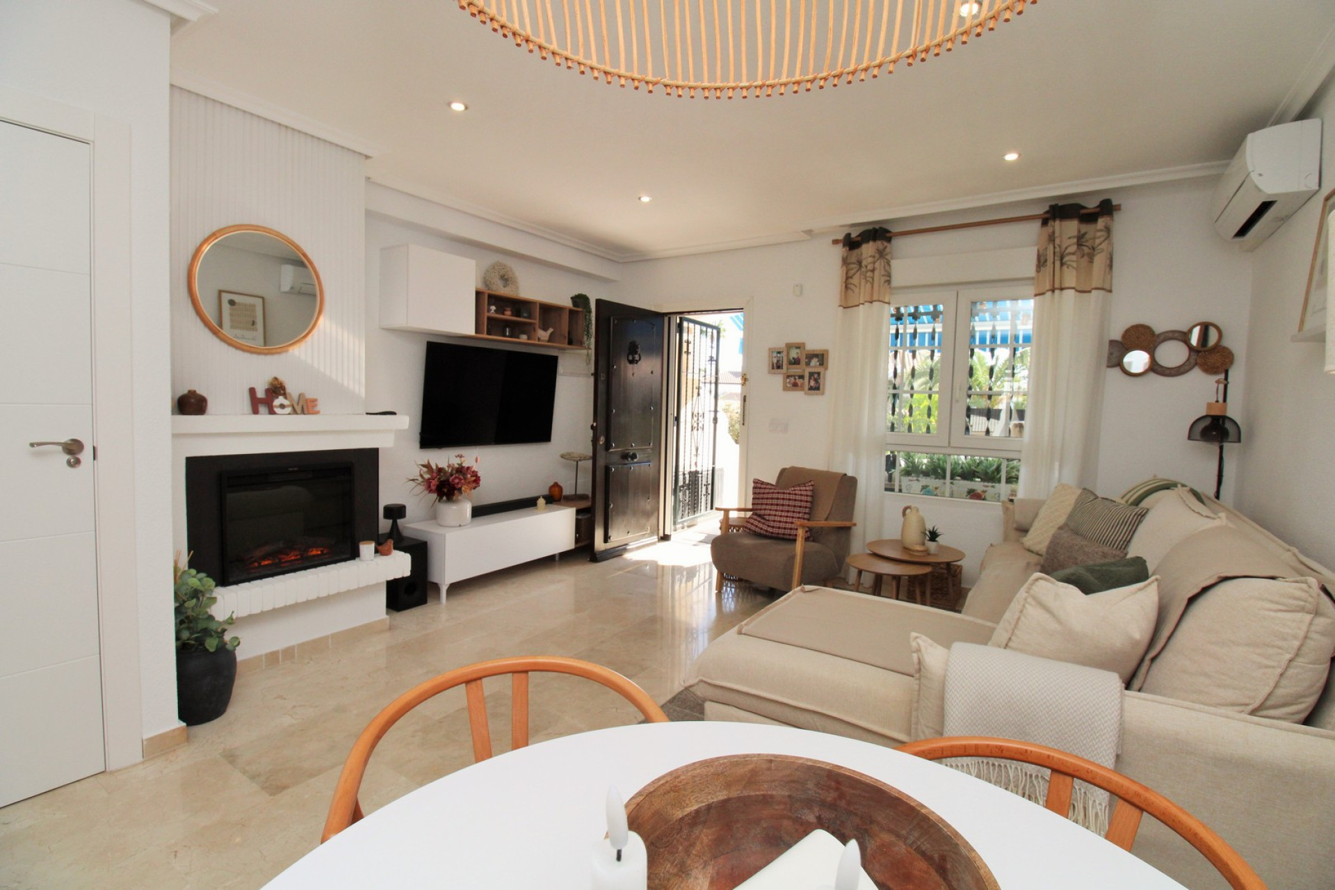 Resale - 2. Town house - Villamartin - Costa Blanca South