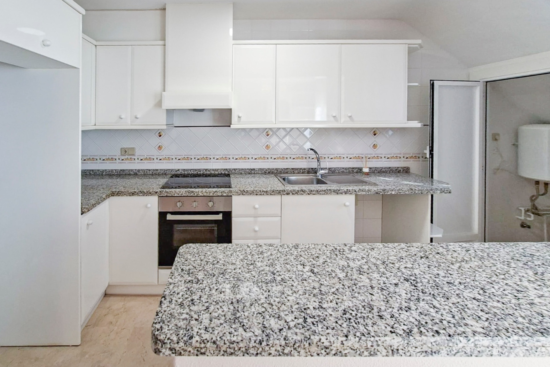 Resale - 2. Town house - Villamartin - Costa Blanca South