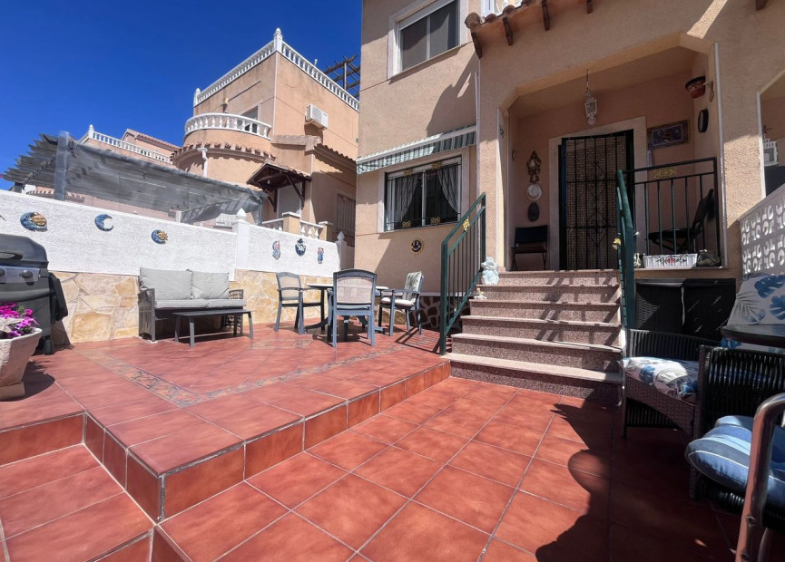 Resale - 2. Town house - Villamartin - Costa Blanca South