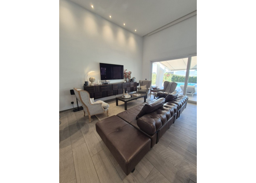 Resale - 3. Detached house - Algorfa - Costa Blanca South