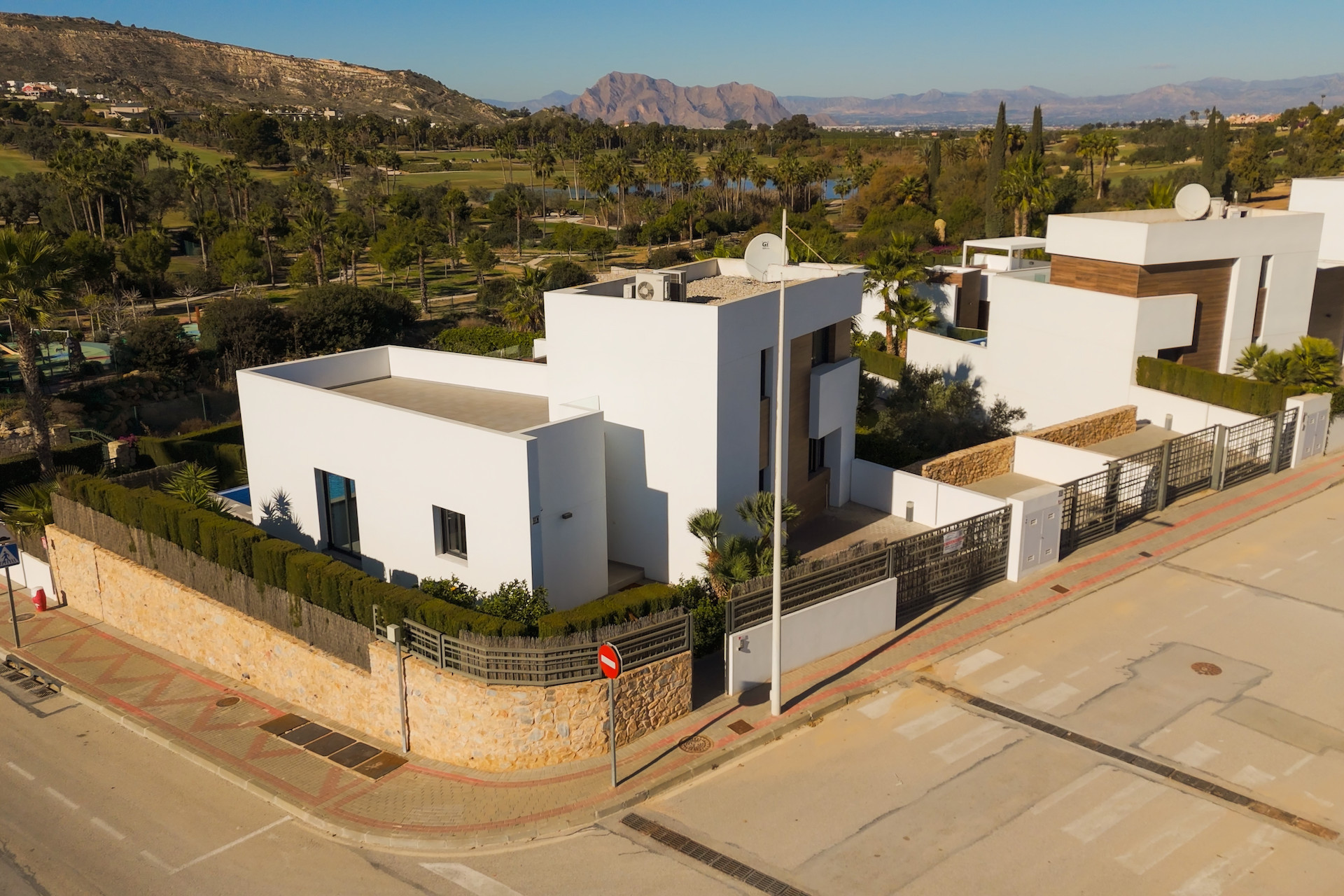 Resale - 3. Detached house - Algorfa - Costa Blanca South