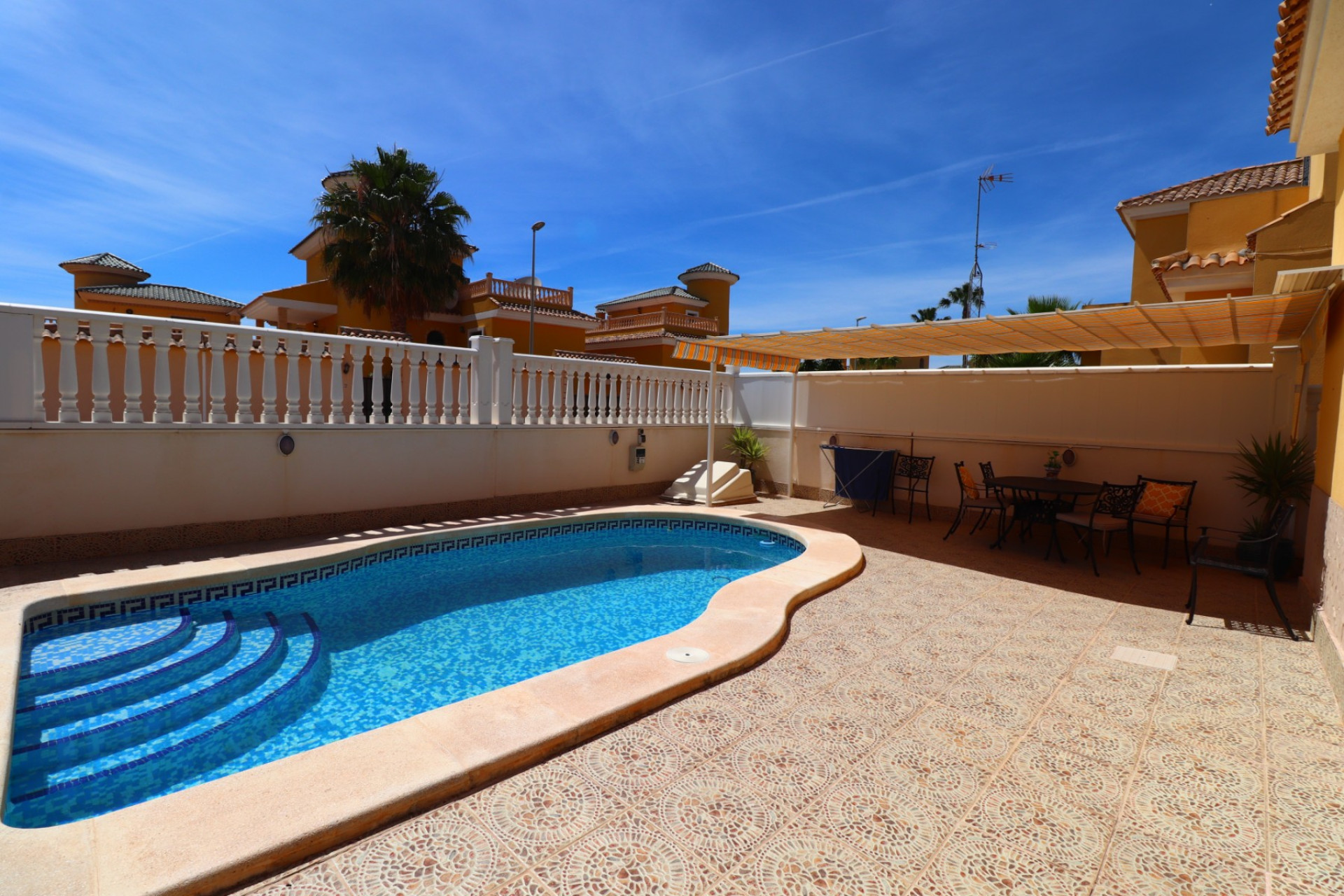 Resale - 3. Detached house - Algorfa - Costa Blanca South