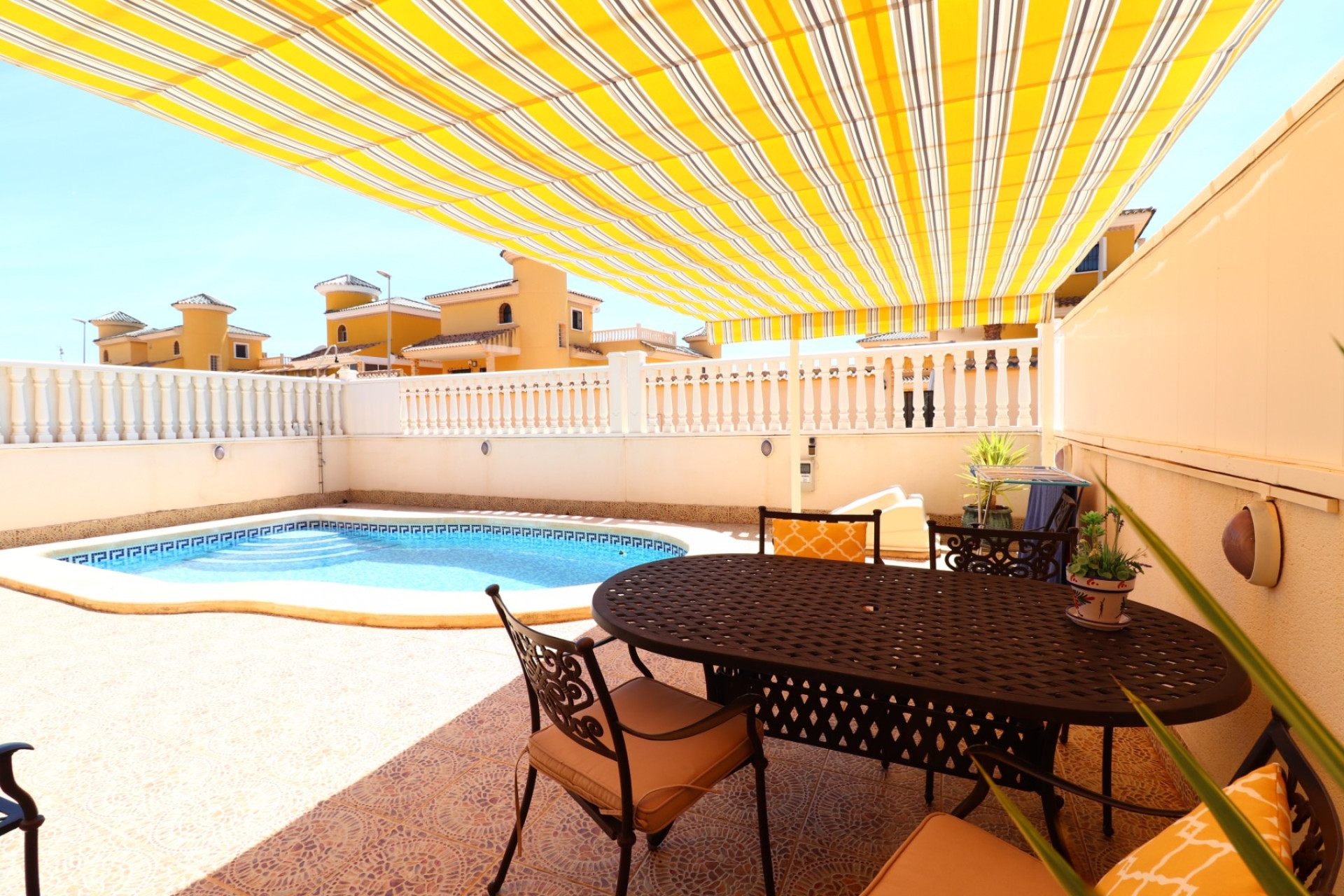Resale - 3. Detached house - Algorfa - Costa Blanca South