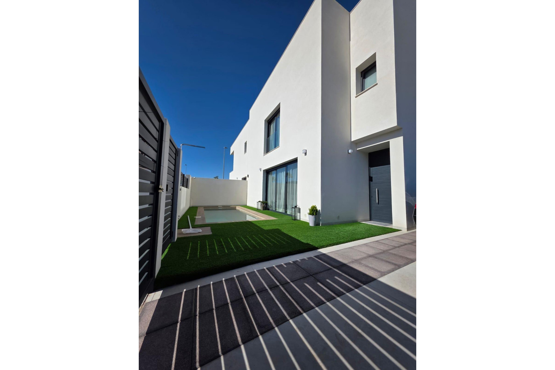 Resale - 3. Detached house - Benijófar - Costa Blanca South