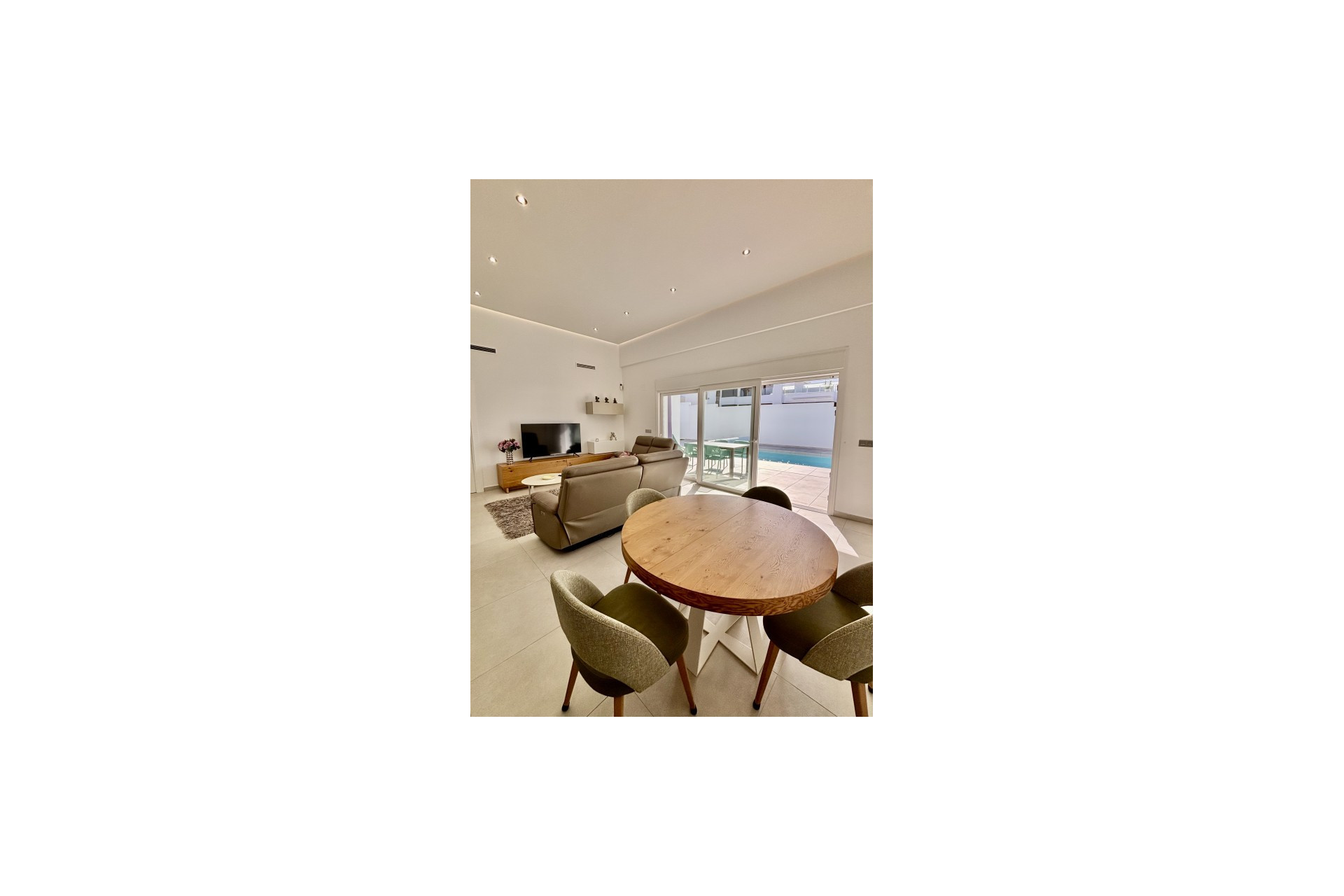 Resale - 3. Detached house - Benijófar - Costa Blanca South