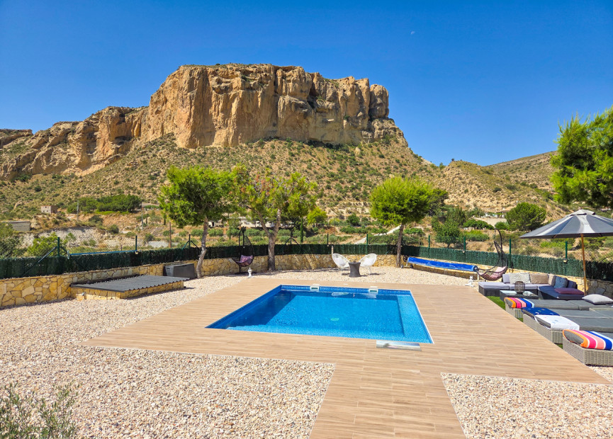 Resale - 3. Detached house - Crevillent - Costa Blanca South