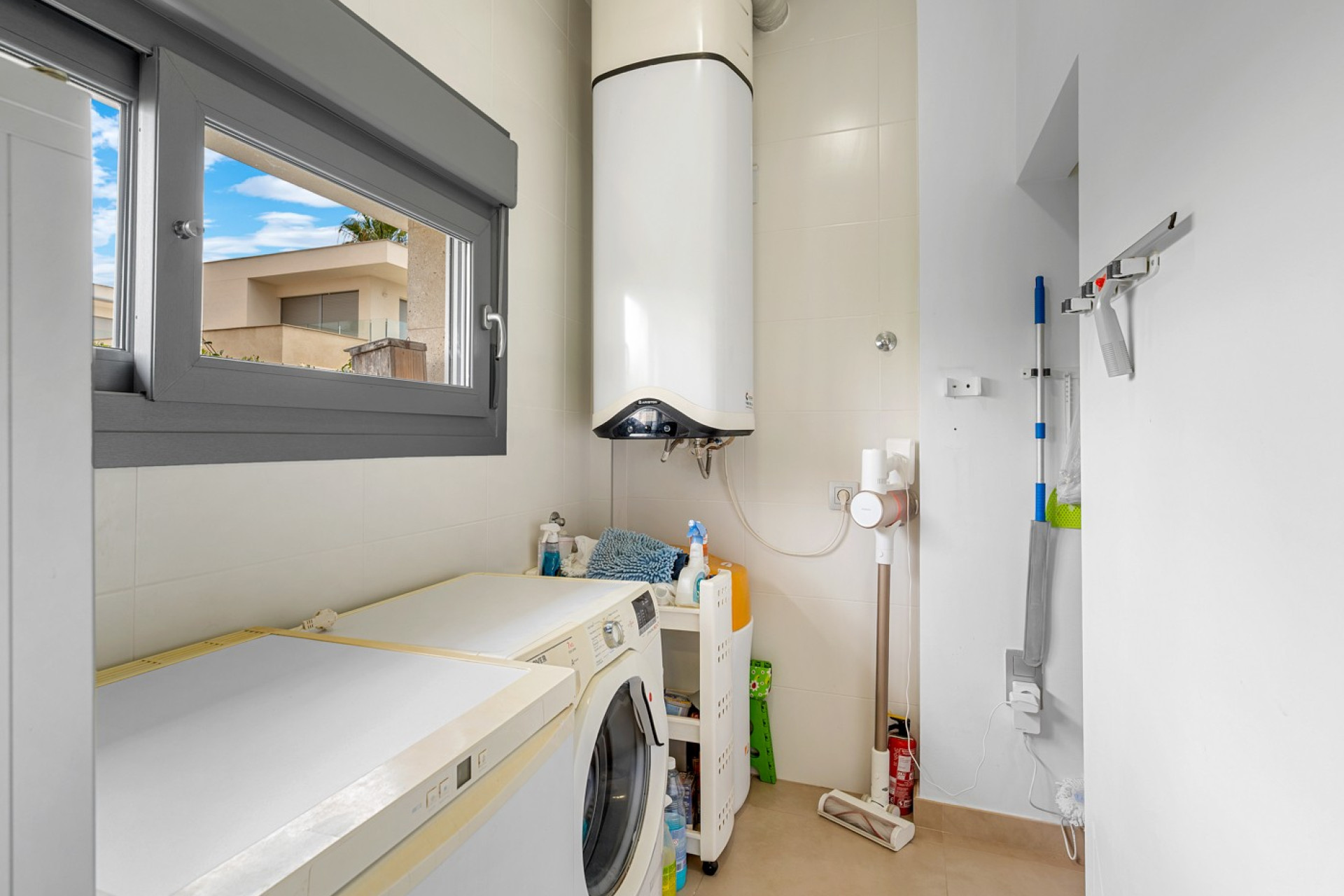 Resale - 3. Detached house - Jacarilla - Vistabella