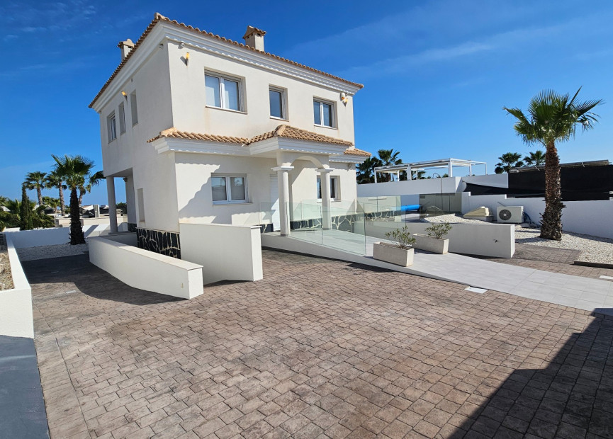 Resale - 3. Detached house - La Marina - Costa Blanca South