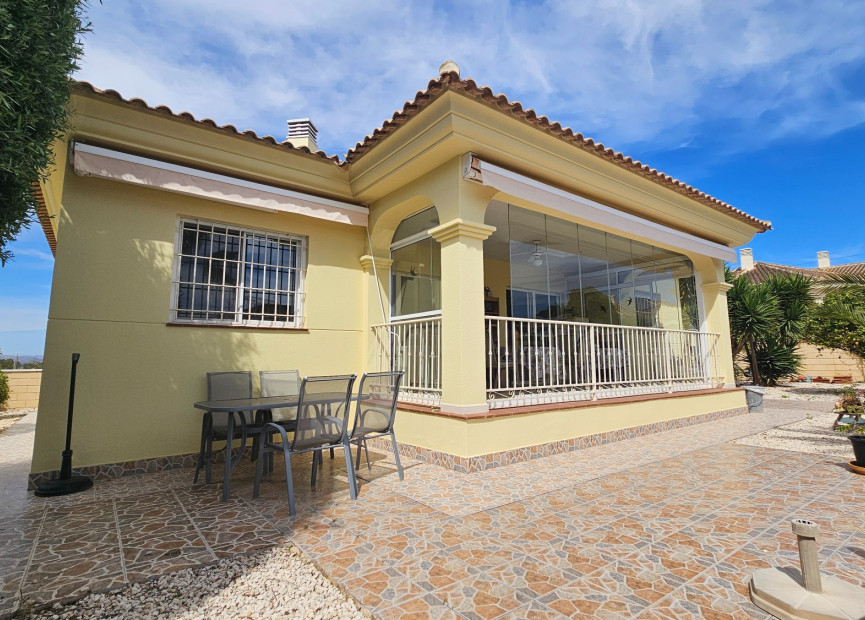 Resale - 3. Detached house - La Marina - Costa Blanca South