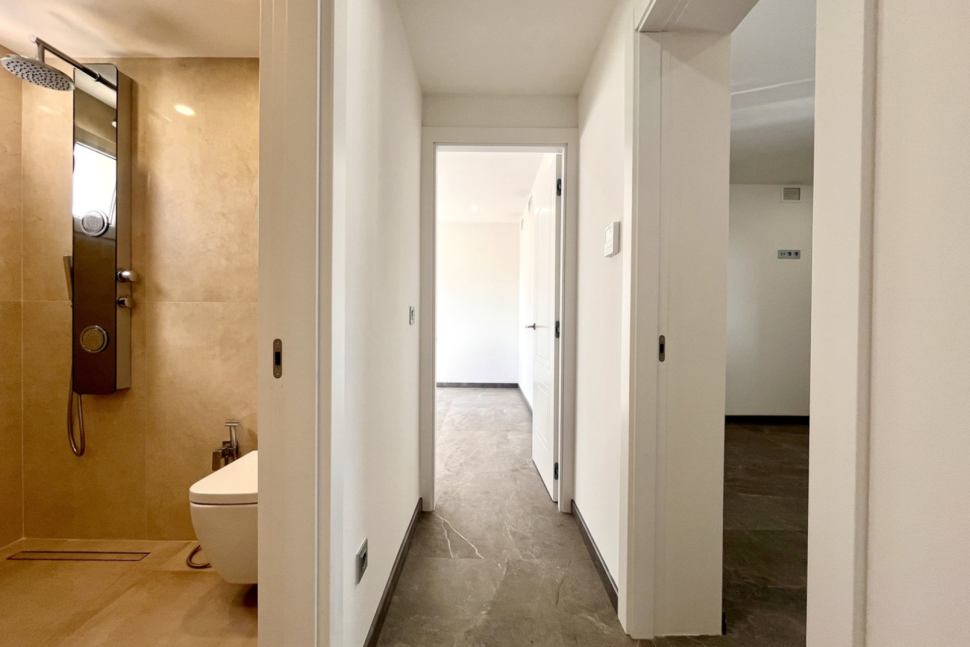 Resale - 3. Detached house - Los Balcones - Costa Blanca South