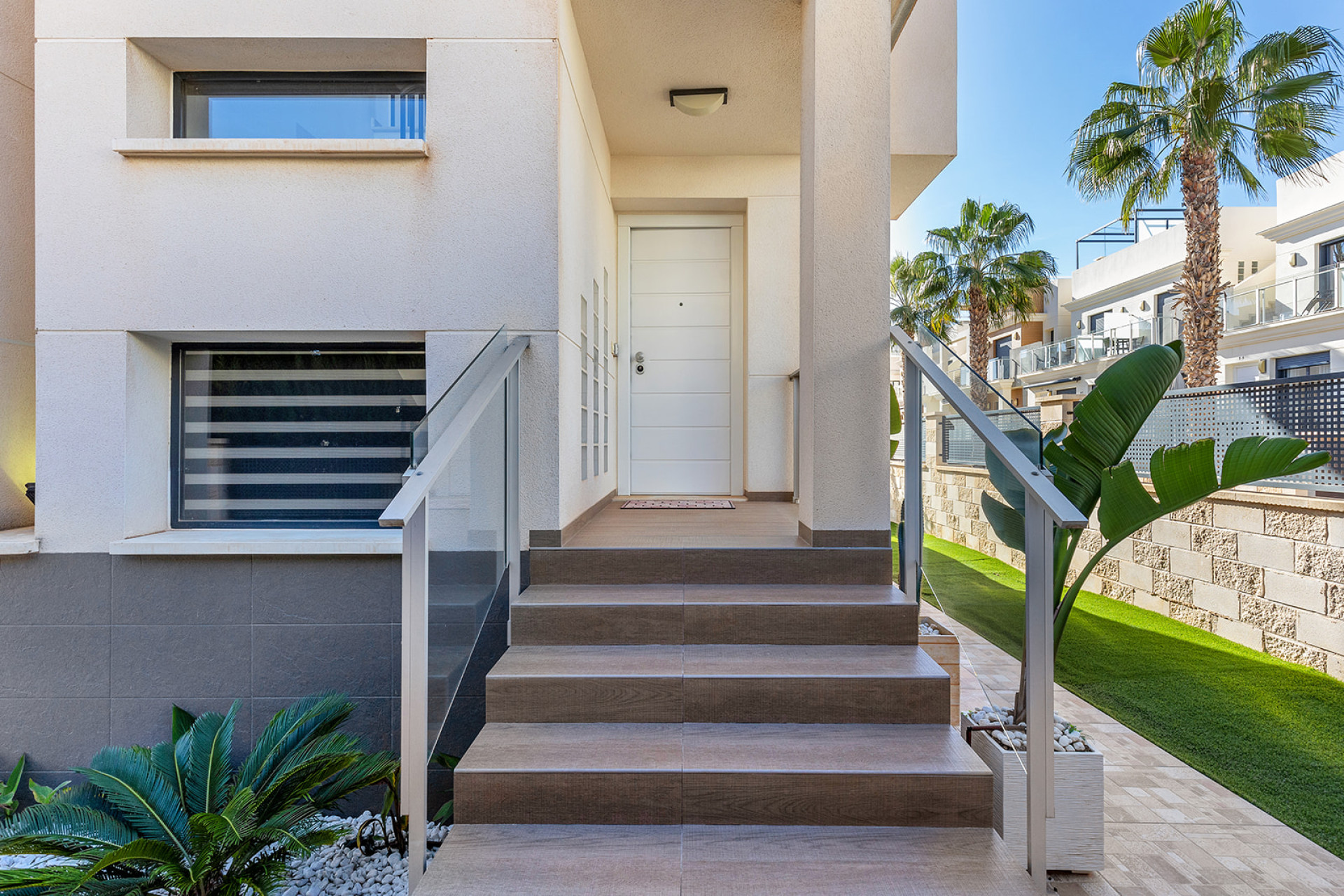 Resale - 3. Detached house - Orihuela Costa - La Zenia