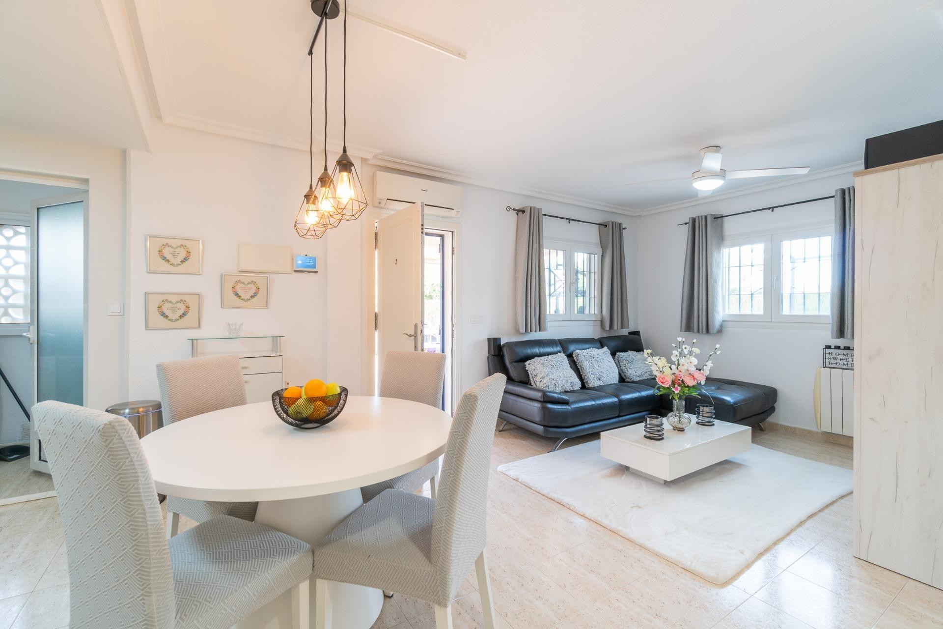 Resale - 3. Detached house - Orihuela Costa - Zeniamar-Horizonte-La Campana