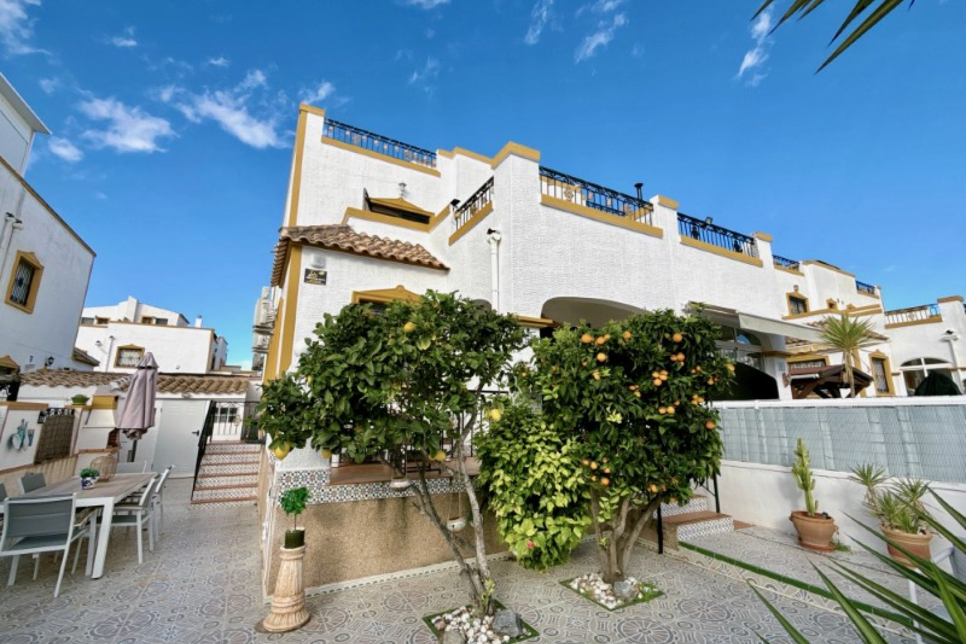 Resale - 3. Detached house - Orihuela - Desamparados - Hurchillo - Torremendo
