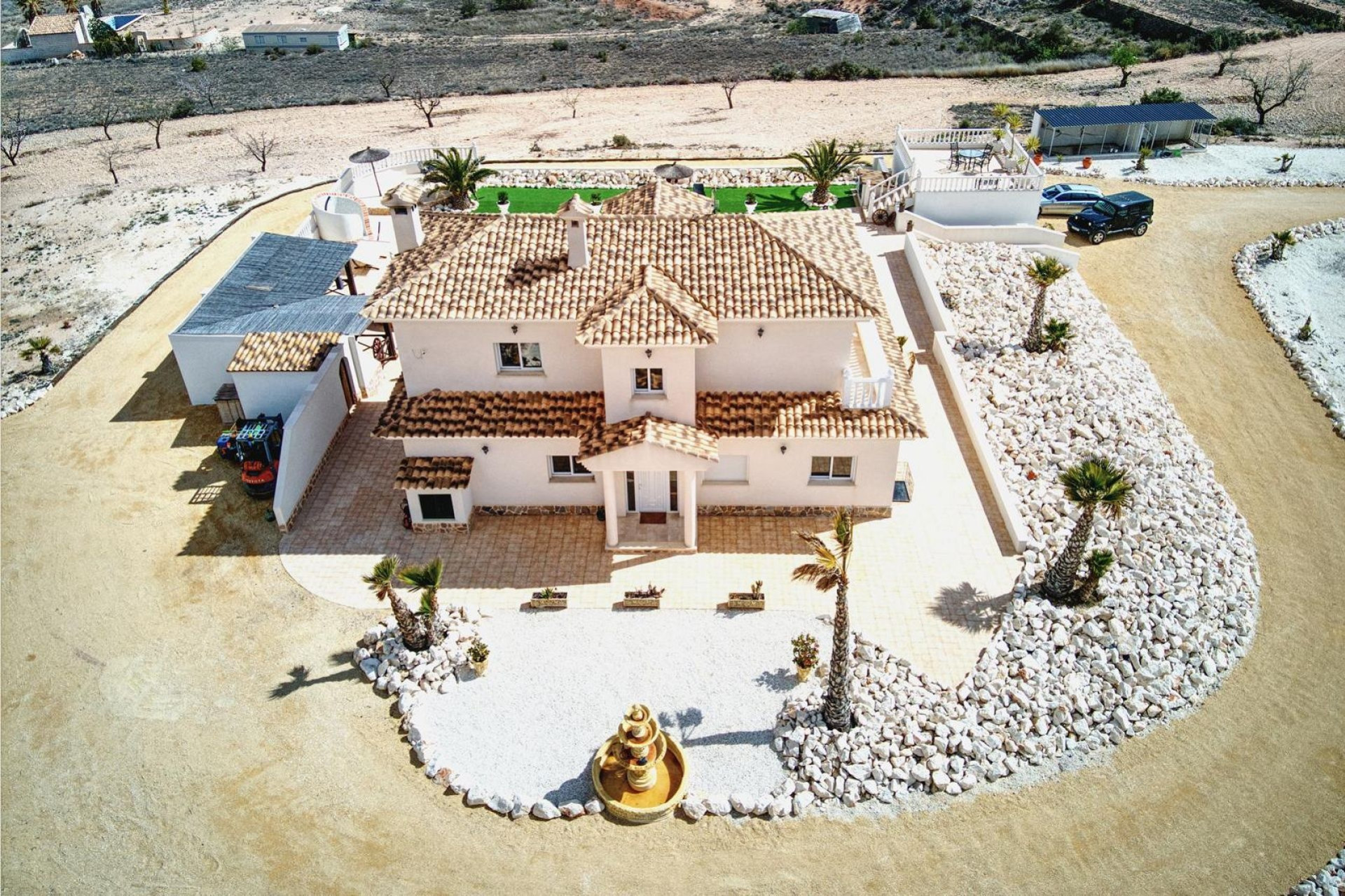 Resale - 3. Detached house - Pinoso - Costa Blanca North