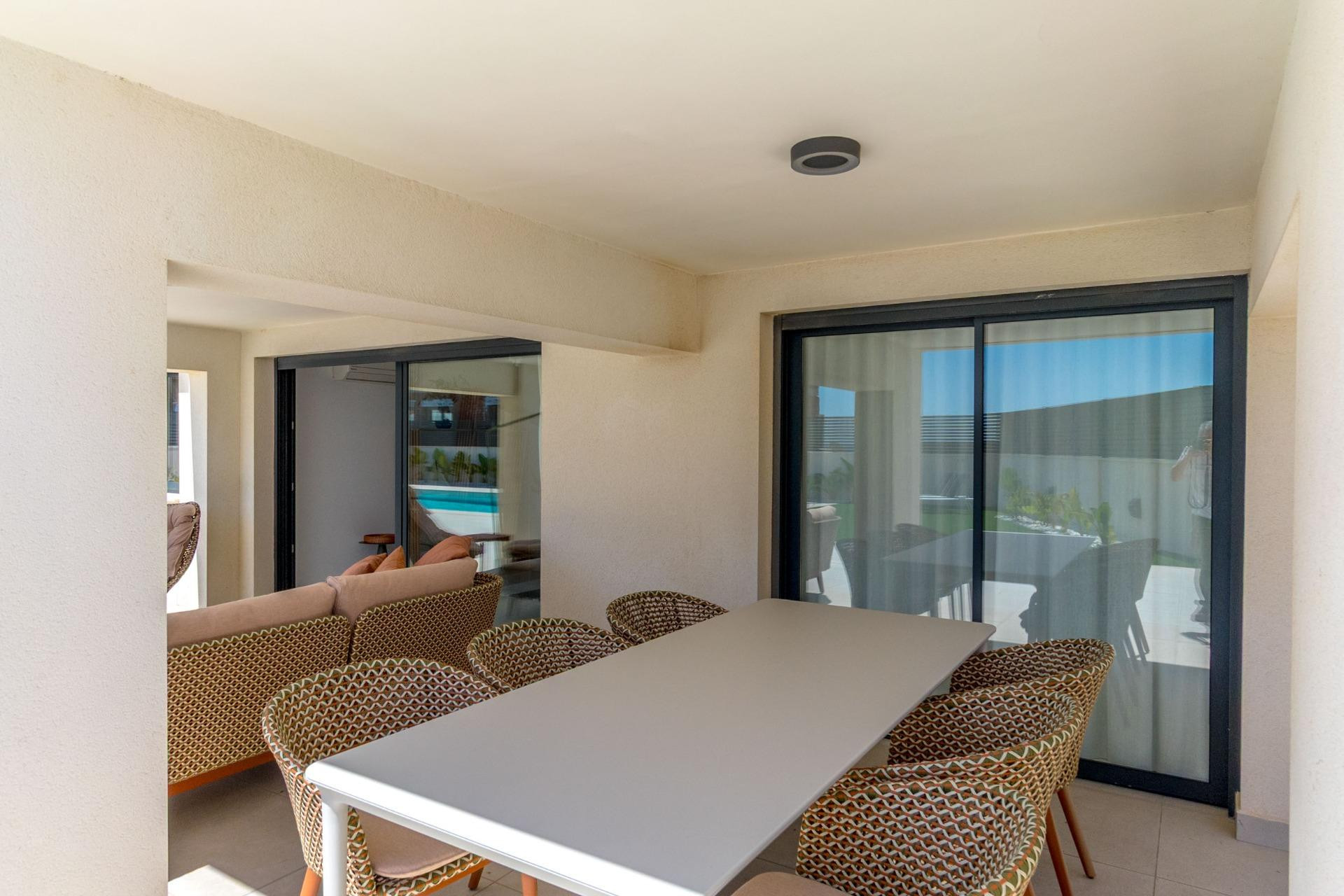 Resale - 3. Detached house - Torrevieja - Costa Blanca South