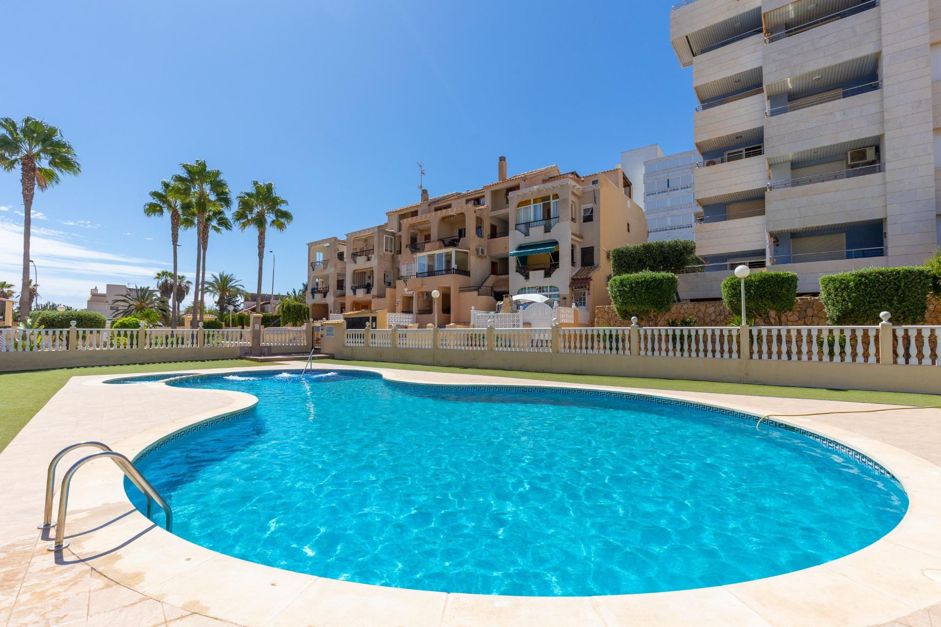 Resale - 3. Detached house - Torrevieja - Costa Blanca South